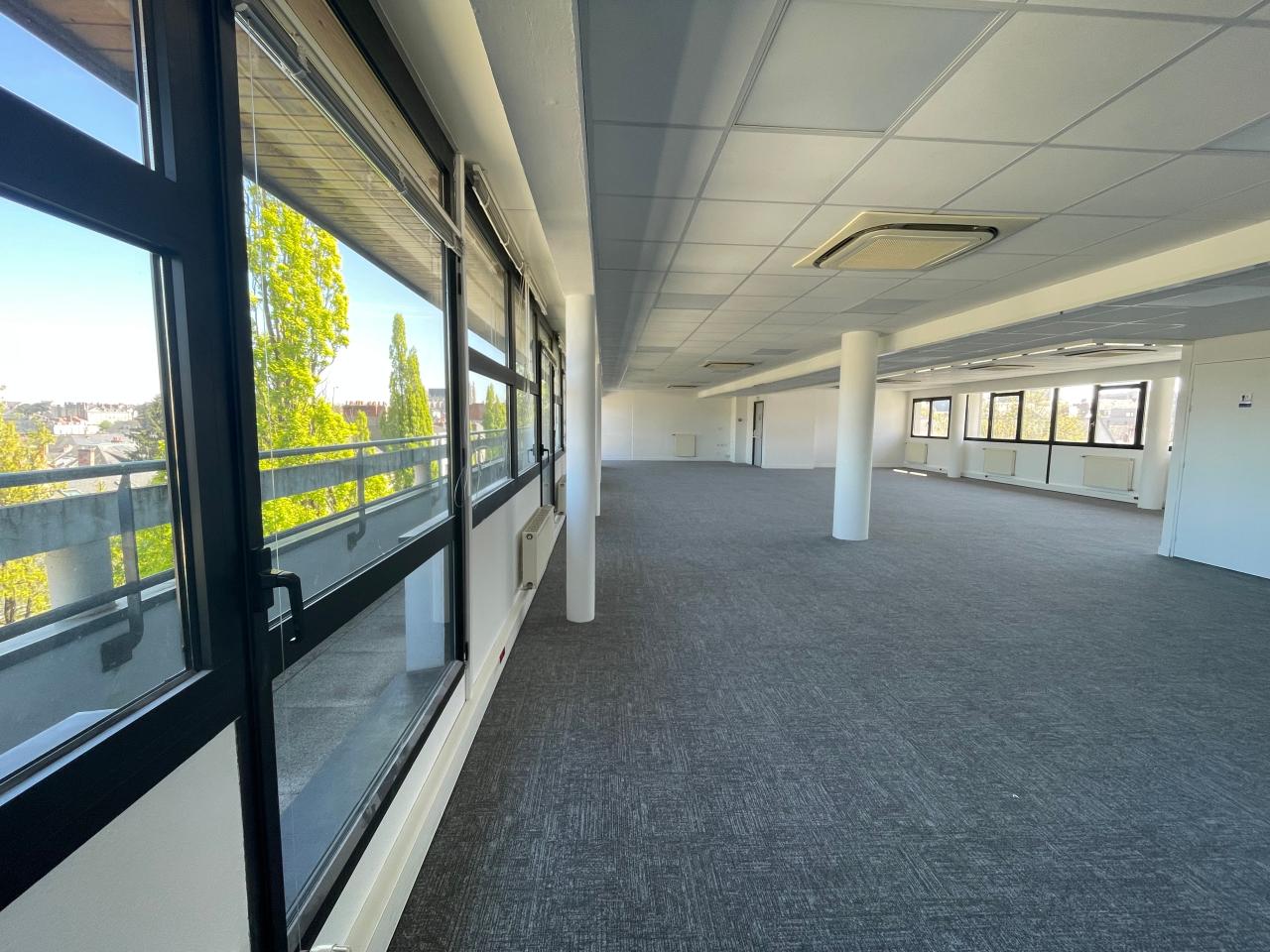 Bureau Nantes 1934m² Location bureau Nantes Loire-Atlantique OLBUR2428261 1